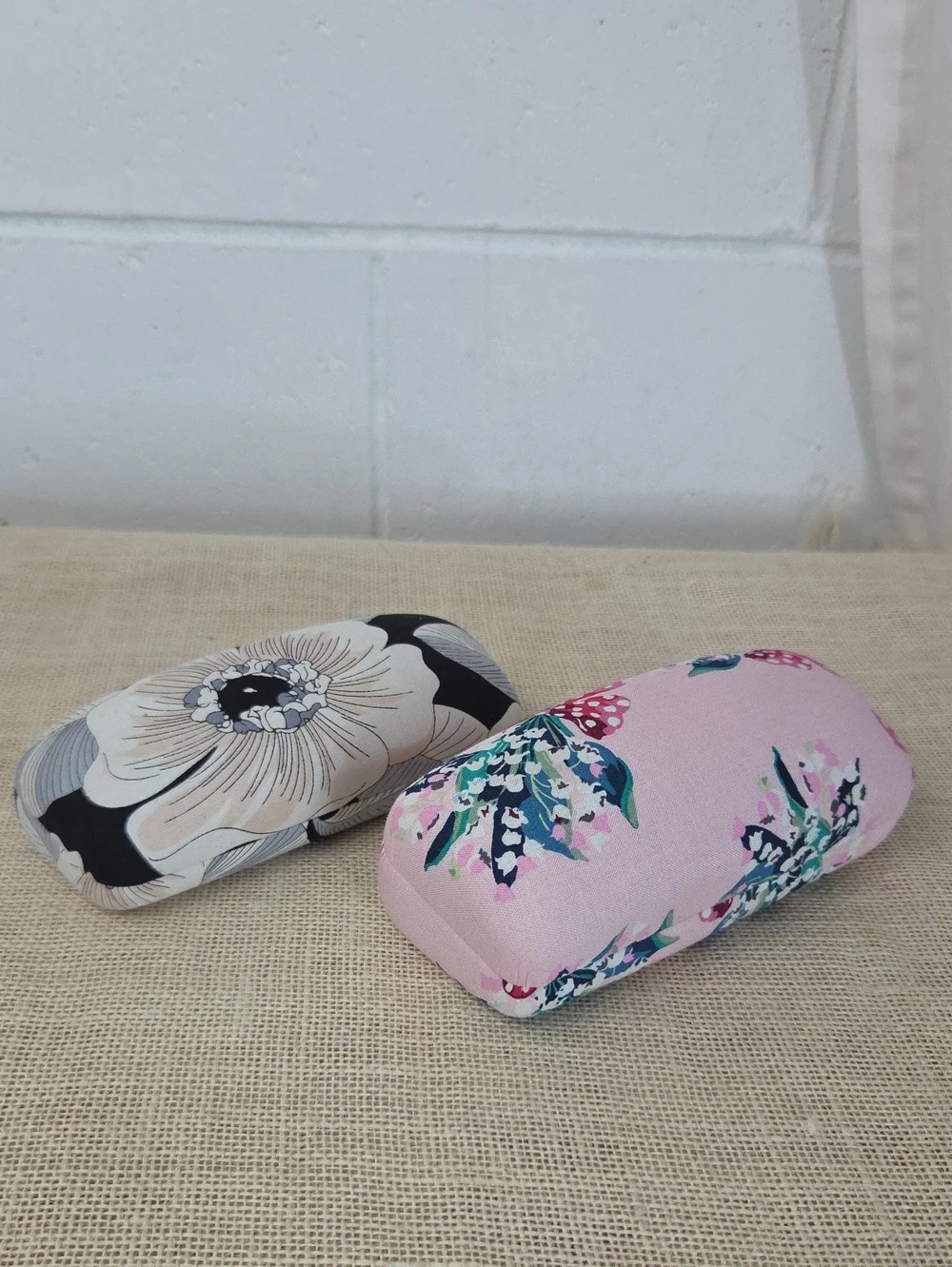 Set Of 2 Vera Bradley Floral Fabric Print Hardshell Sunglasses Cases